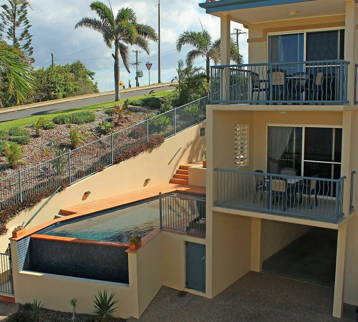 Villa Mar Colina Yeppoon Aparthotel